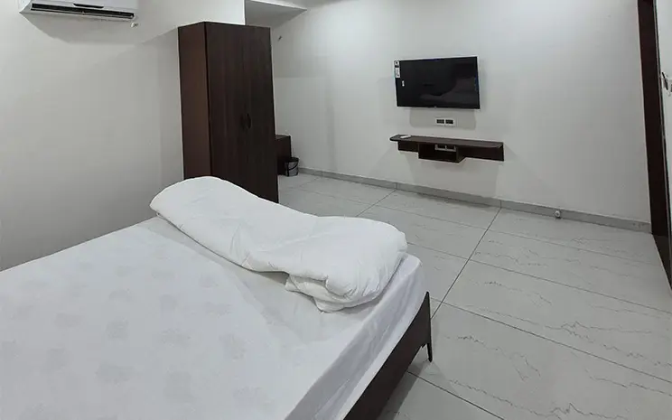 Deluxe Room 2